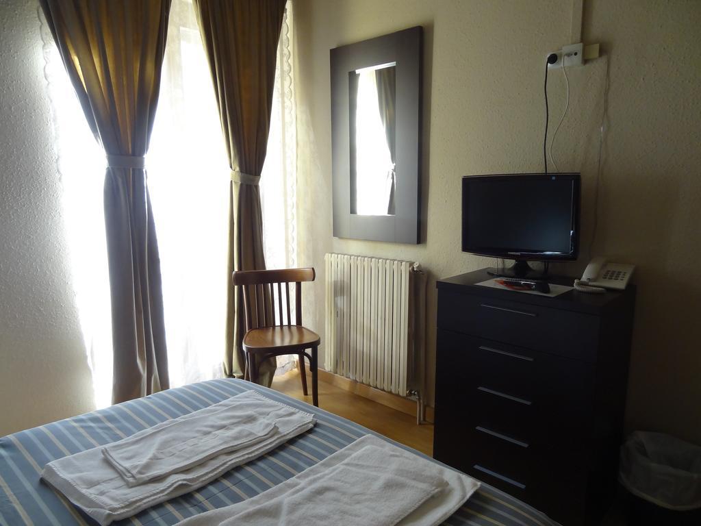 Hostal Cal Forner Hotel อันดอร์รา ลา เวลลา ภายนอก รูปภาพ
