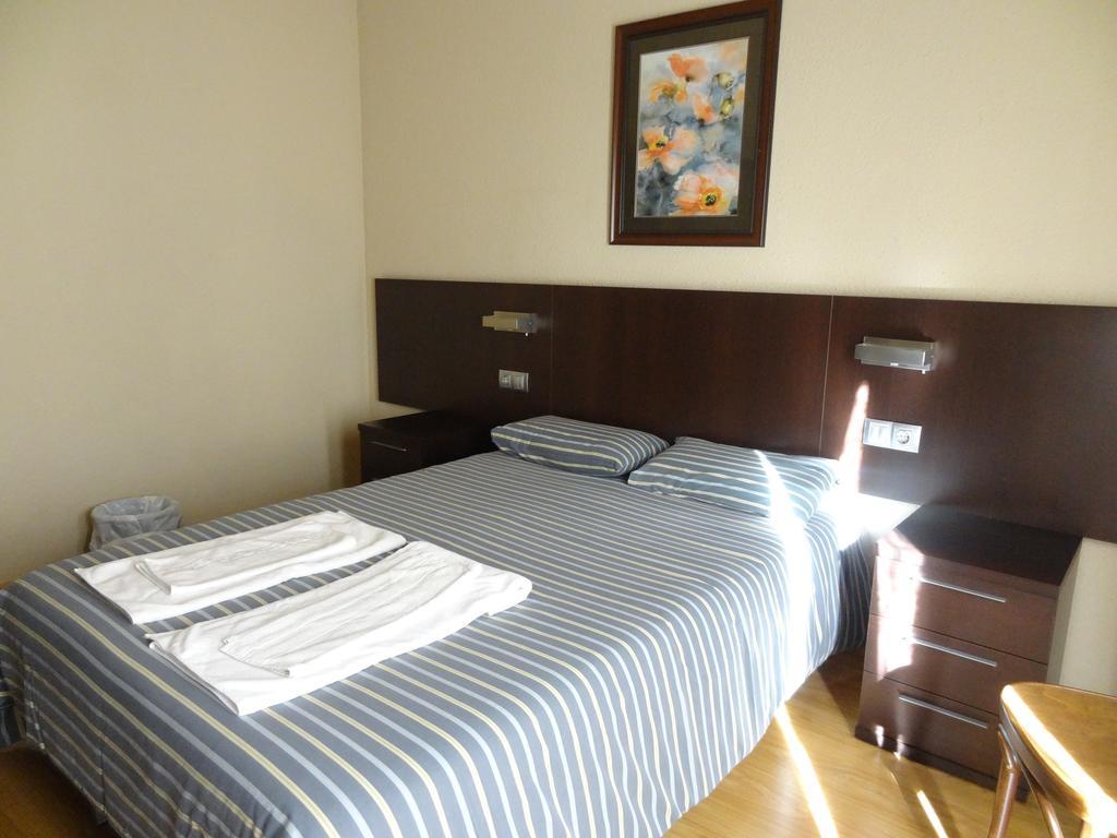 Hostal Cal Forner Hotel อันดอร์รา ลา เวลลา ภายนอก รูปภาพ