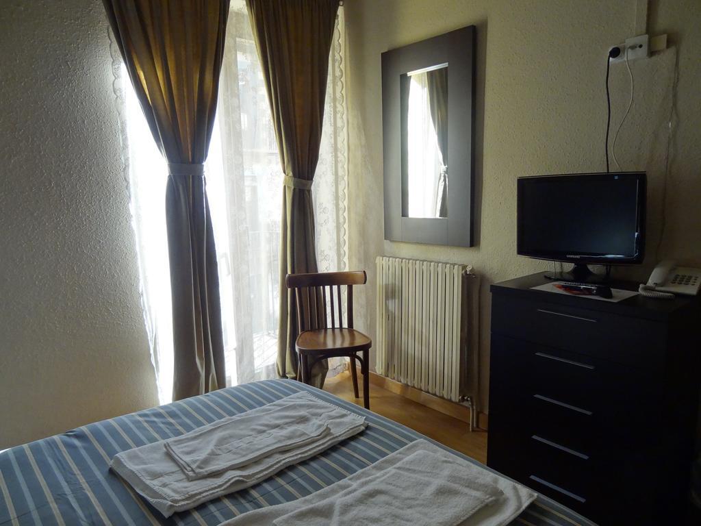 Hostal Cal Forner Hotel อันดอร์รา ลา เวลลา ภายนอก รูปภาพ